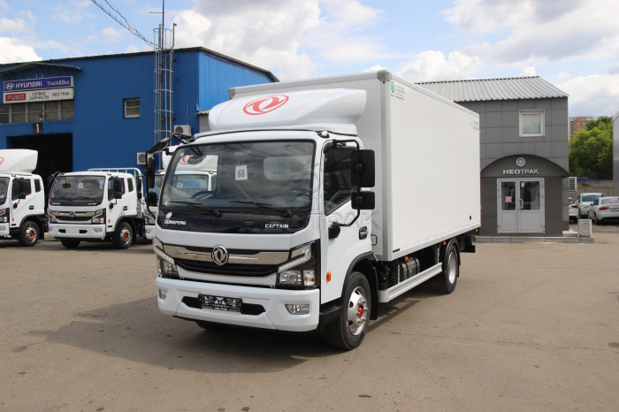 DongFeng C80N с изотермическим фургоном