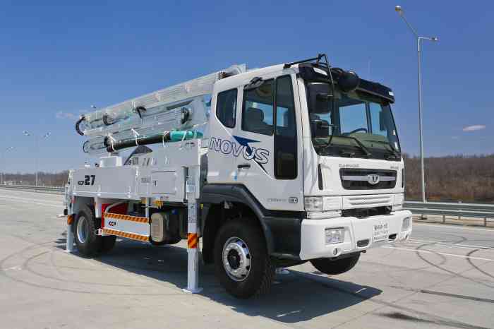 Daewoo Novus CH7CA Автобетононасос KCP 27ZX120