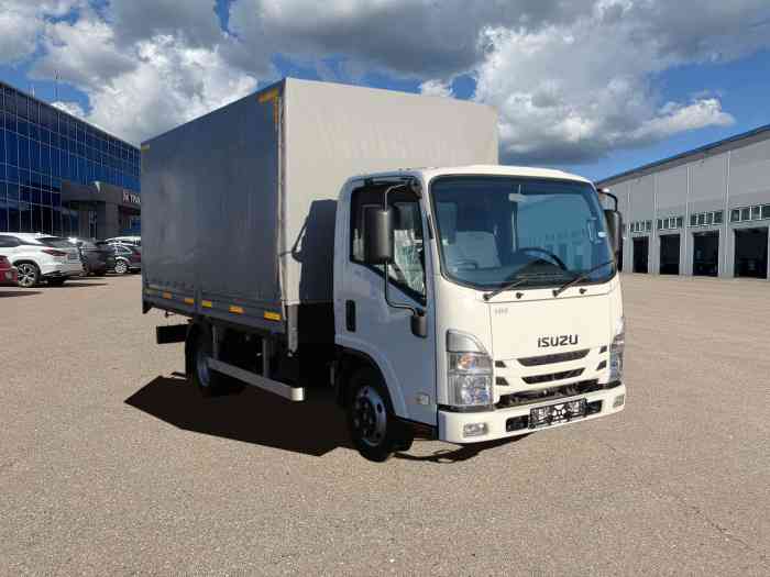 ISUZU NMR85H Тент