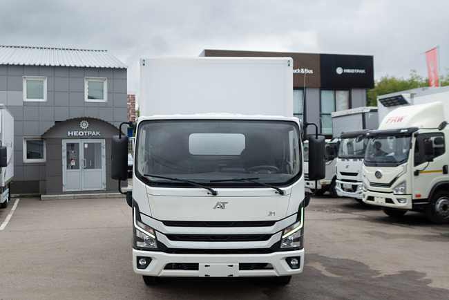 AMBERTRUCK Джи Эм (JM) 35 Изотермический СП50