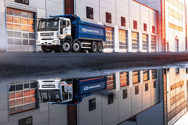 DAEWOO NOVUS 8x4