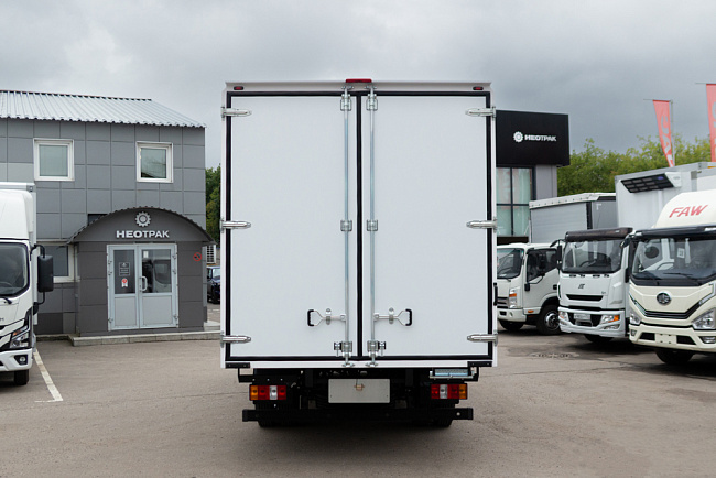 AMBERTRUCK Джи Эм (JM) 35 Изотермический СП50