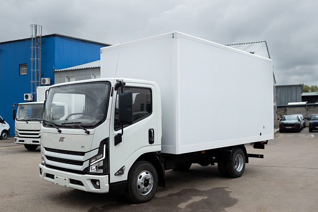 AMBERTRUCK Джи Эм (JM) 35 Изотермический СП50