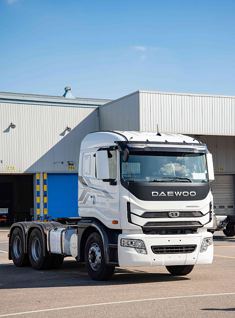 DAEWOO NOVUS 6x4