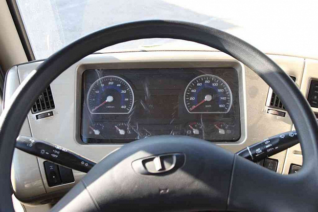 DAEWOO NOVUS 8x4