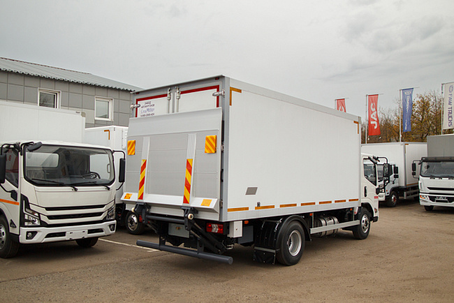 AMBERTRUCK Джи Эм (JM) 93M Рефрижератор с гидробортом