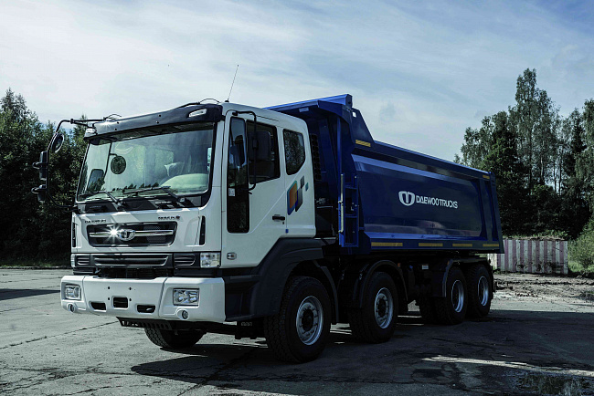 DAEWOO NOVUS 8x4