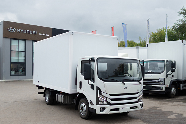 AMBERTRUCK Джи Эм (JM) 35 Изотермический СП50