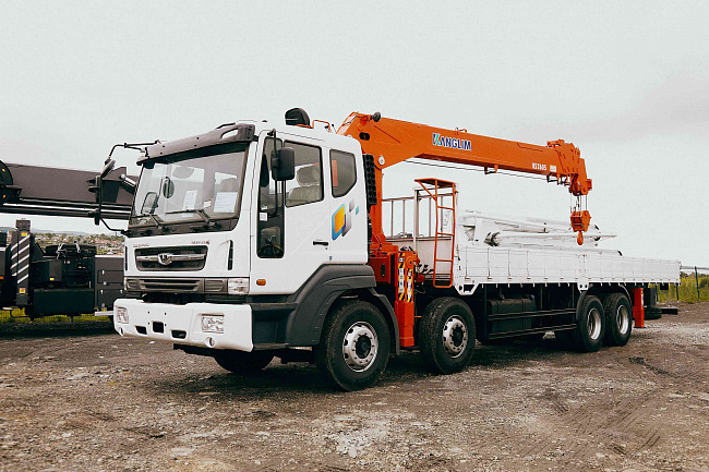 DAEWOO NOVUS 8x4
