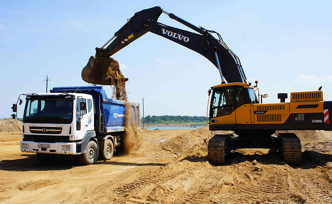 DAEWOO NOVUS 8x4