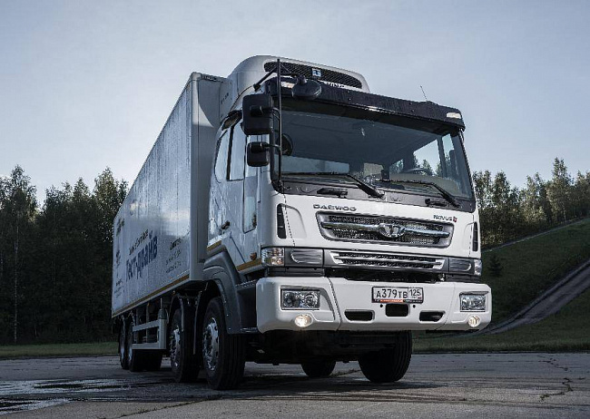 DAEWOO NOVUS 8x4