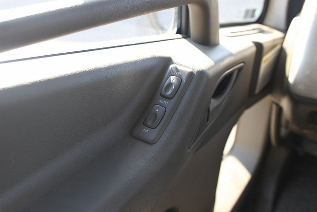 DAEWOO NOVUS 8x4